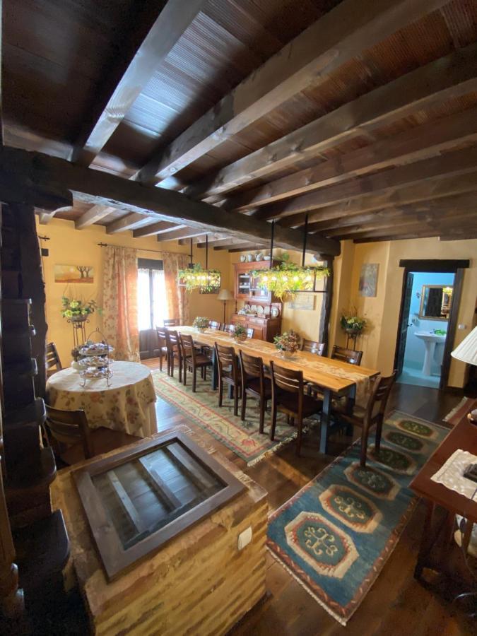 San Cristobal de Boedo Casa Rural Dos Reales מראה חיצוני תמונה